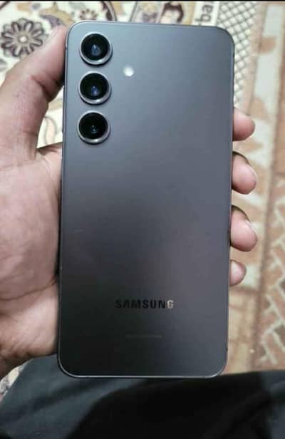 Samsung Mobile S24