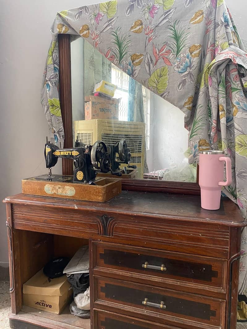 dressing table 2