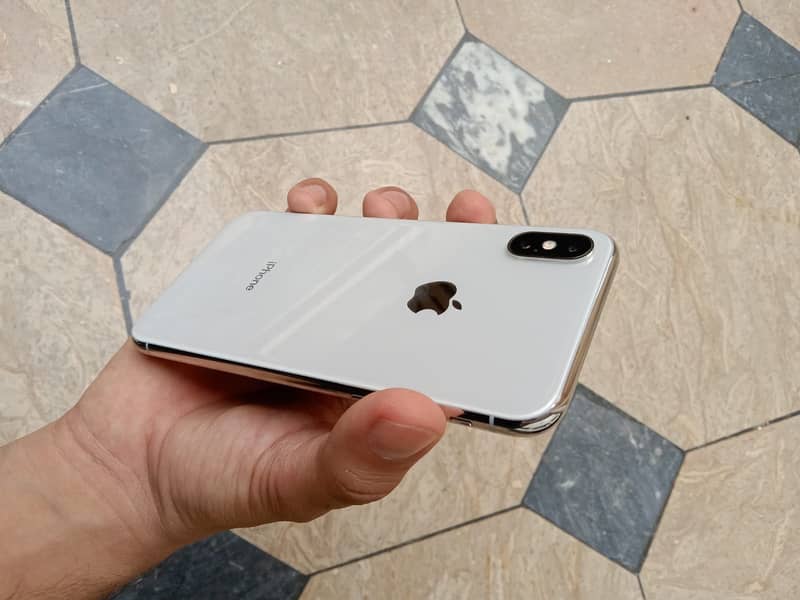 Apple iPhone X 2