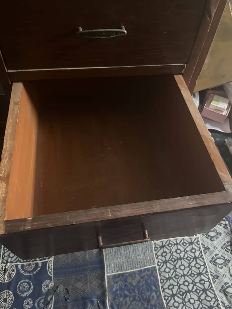 Computer table 2
