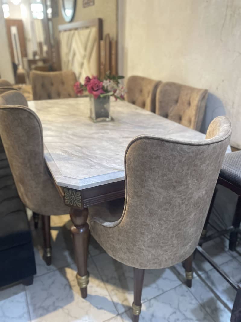 Dining Table 11