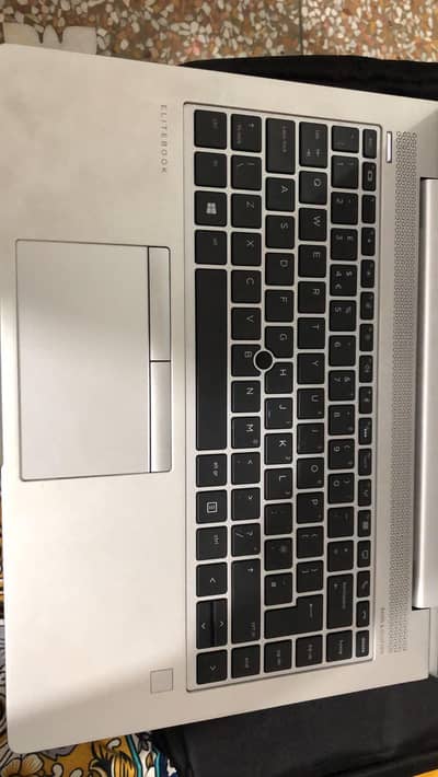 hp elitebook core i7 8th gen A+ condition