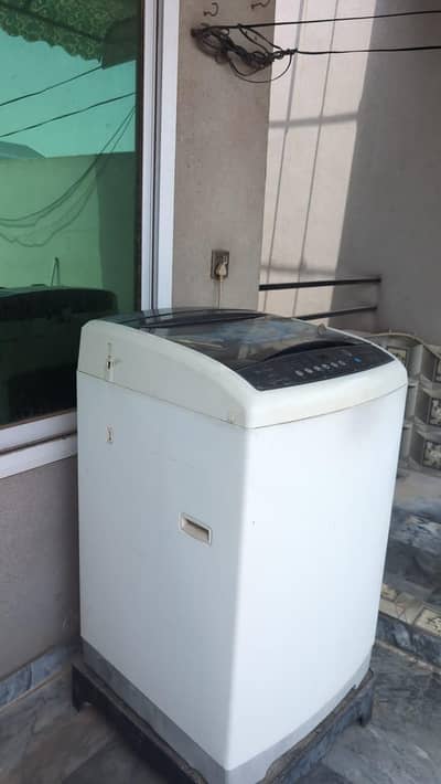 Dawlance used automatic washing machine