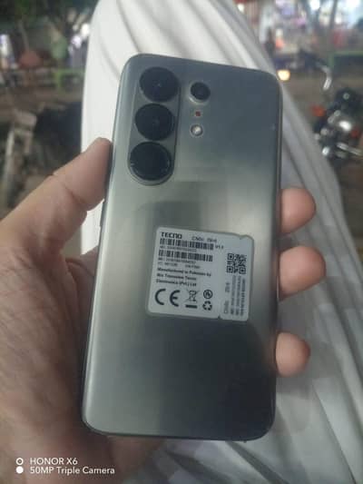 Tecno CAMON 20