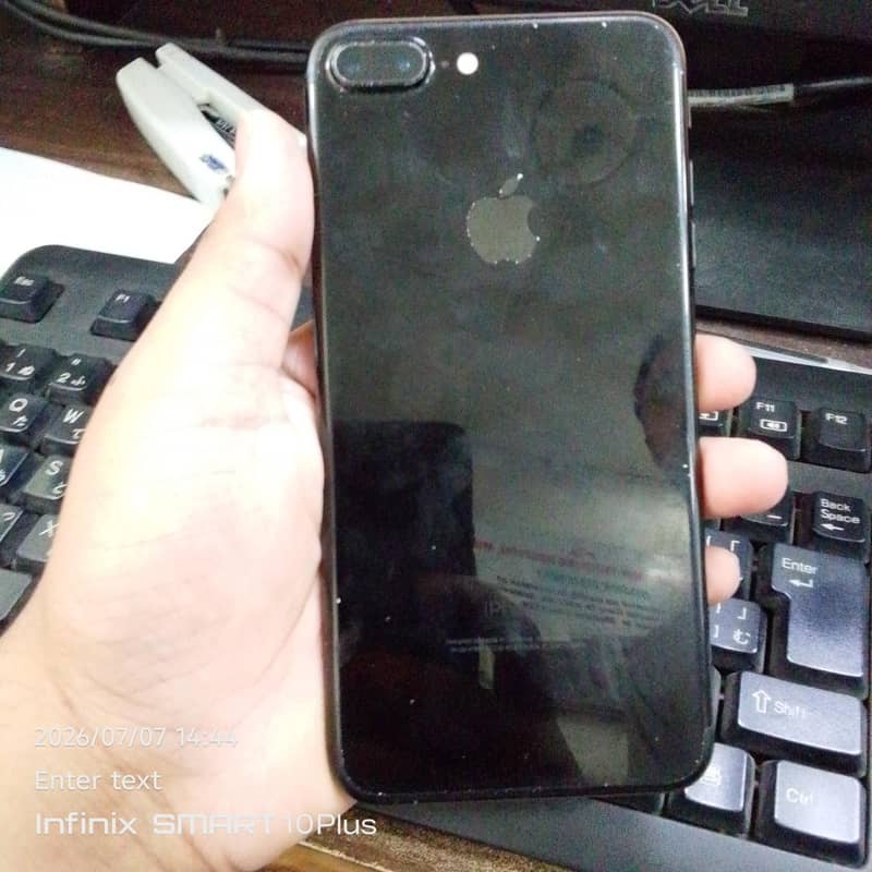 Apple iPhone 7 Plus 5