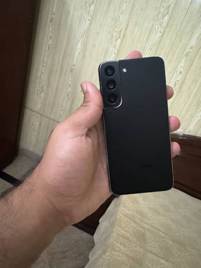 Samsung Mobile S22