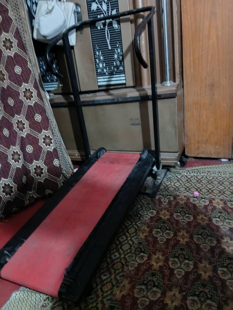 running machine 0