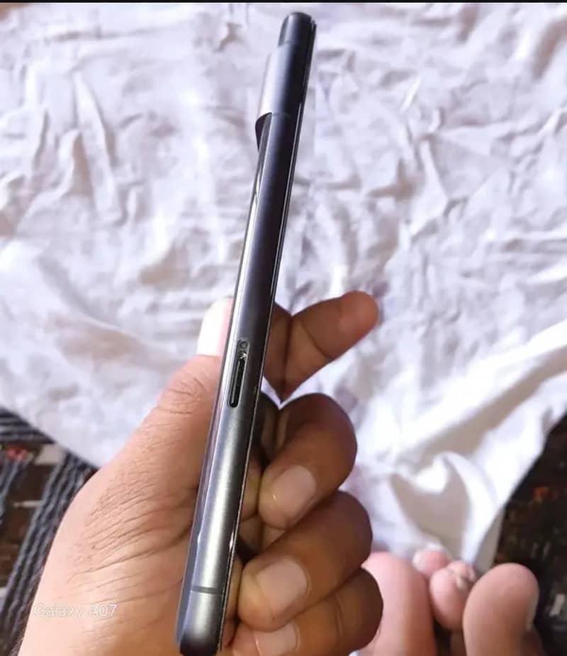 Google Pixel 7 4