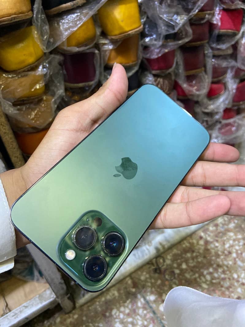Apple iPhone 13 Pro Max 7