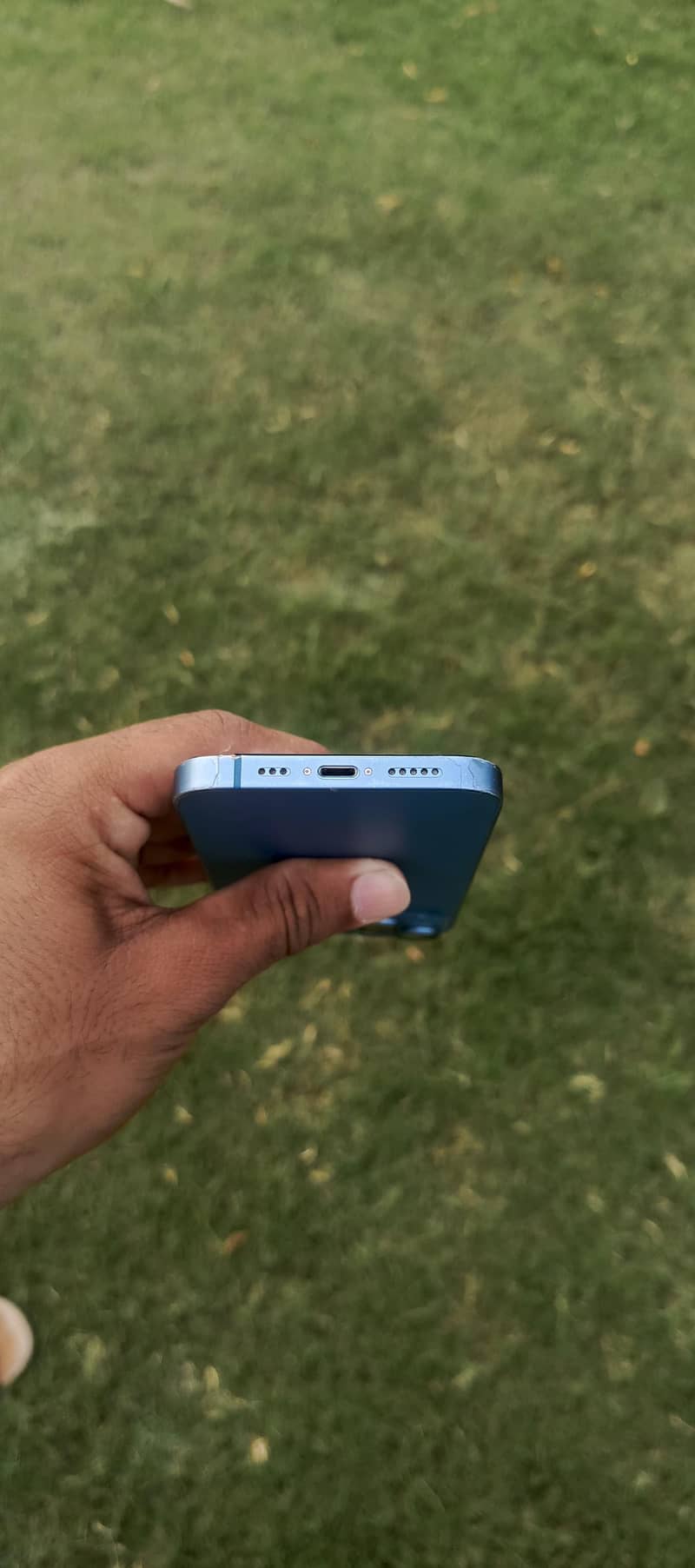 Apple iPhone 13 5