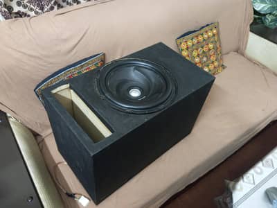 Kenwood 12" Subwoofer with Box & Audiobose 4-Channel Amp For Sale