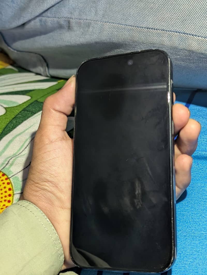 Apple iPhone 15 7