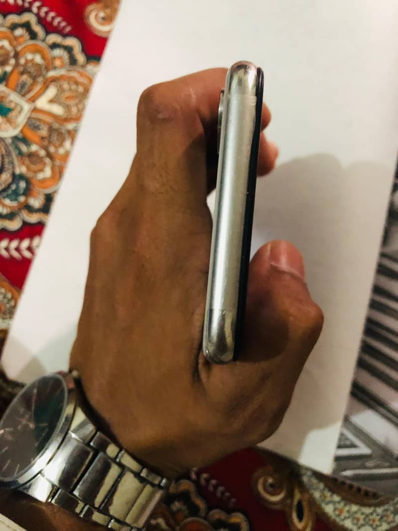 Apple iPhone X 2