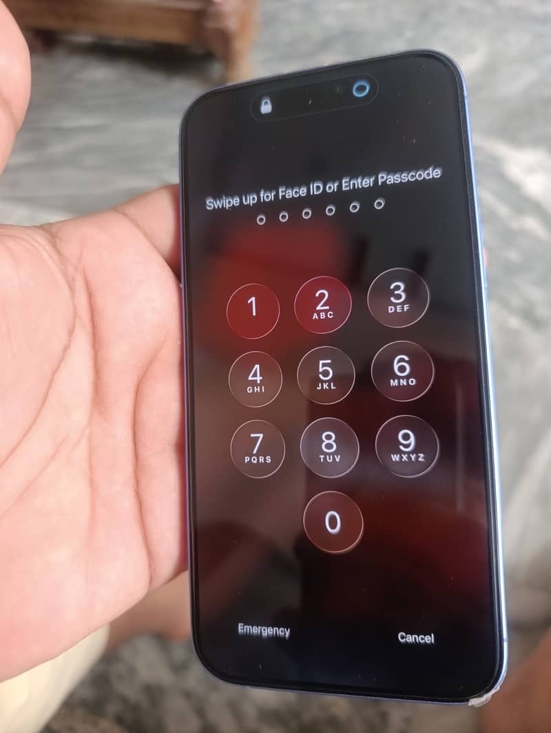 Apple iPhone 16 Plus 3