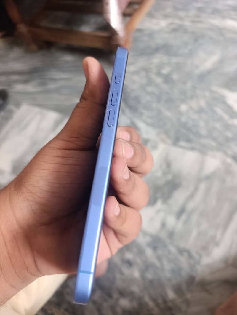 Apple iPhone 16 Plus 5