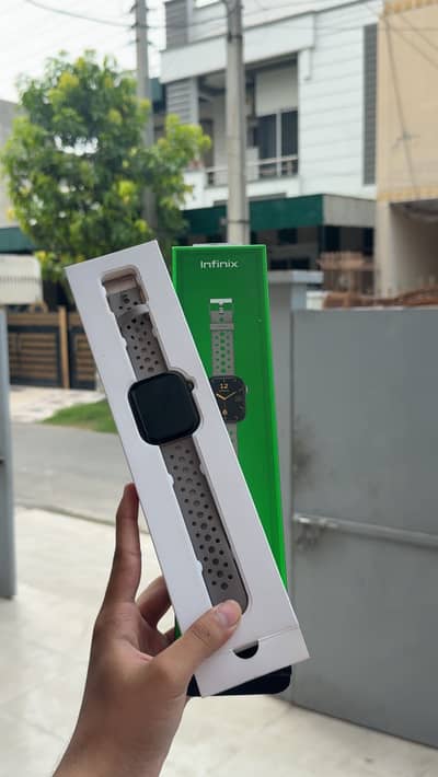 Watch H4 Good condition