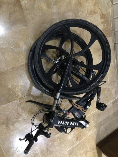 Land Rover 21-Speed Foldable Bike Full Suspension Excellent Condition
