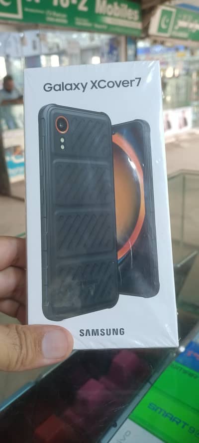 Samsung Mobile XCover 7