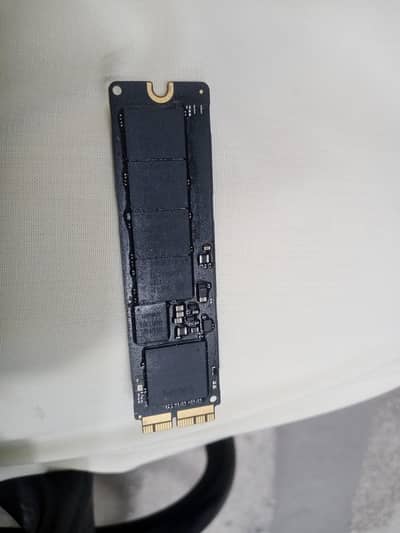 M2 ssd 512 apple