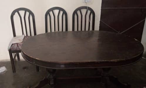 Wooden Dining Table With Chairs For Sale.