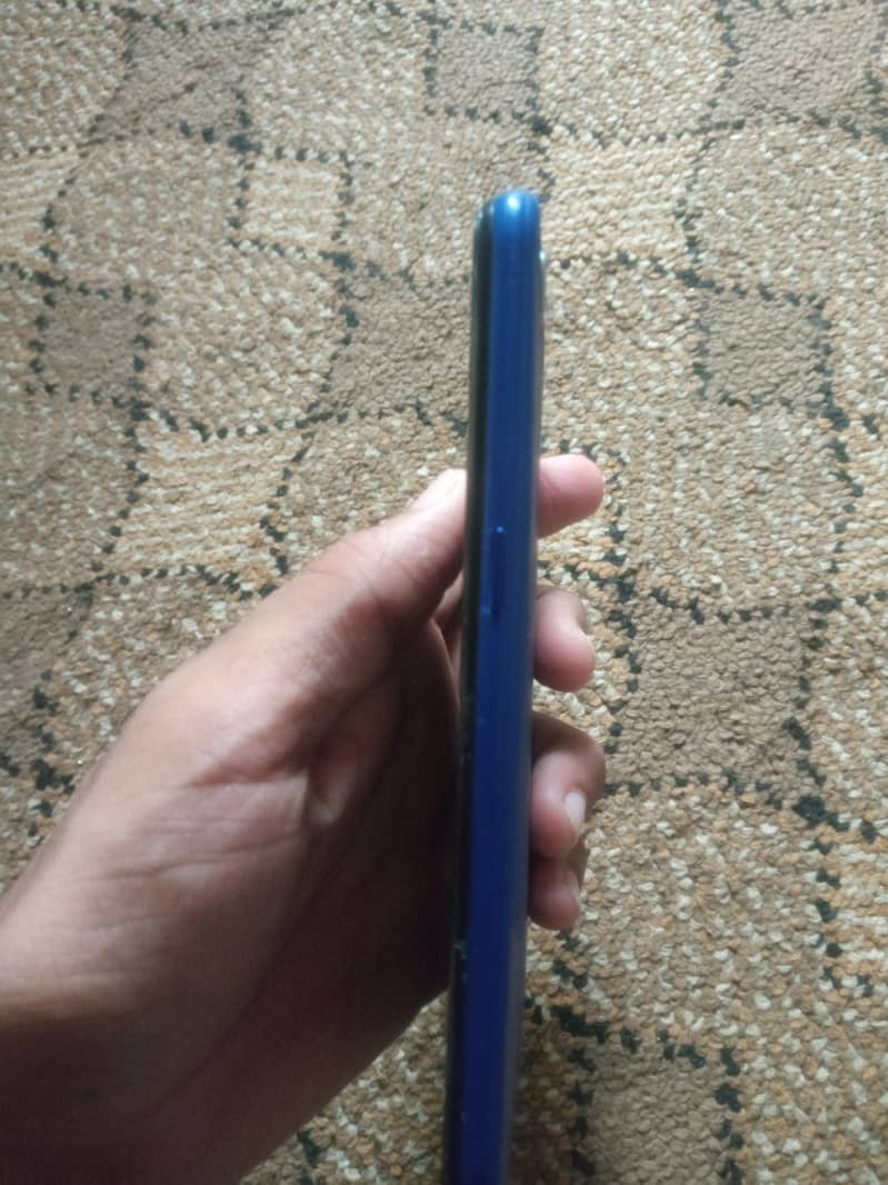 Realme C2 3