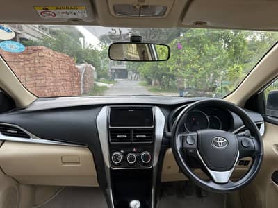 Toyota Yaris 2021 Sedan