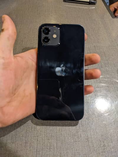 Apple iPhone 12