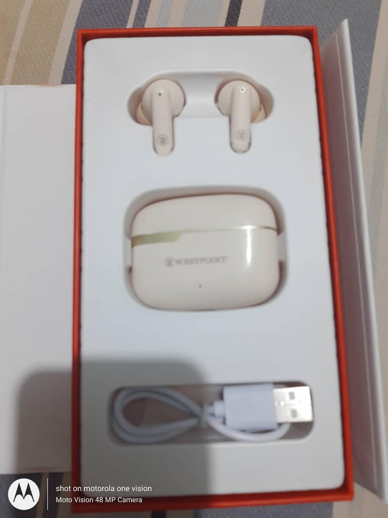 Ear Buds 2