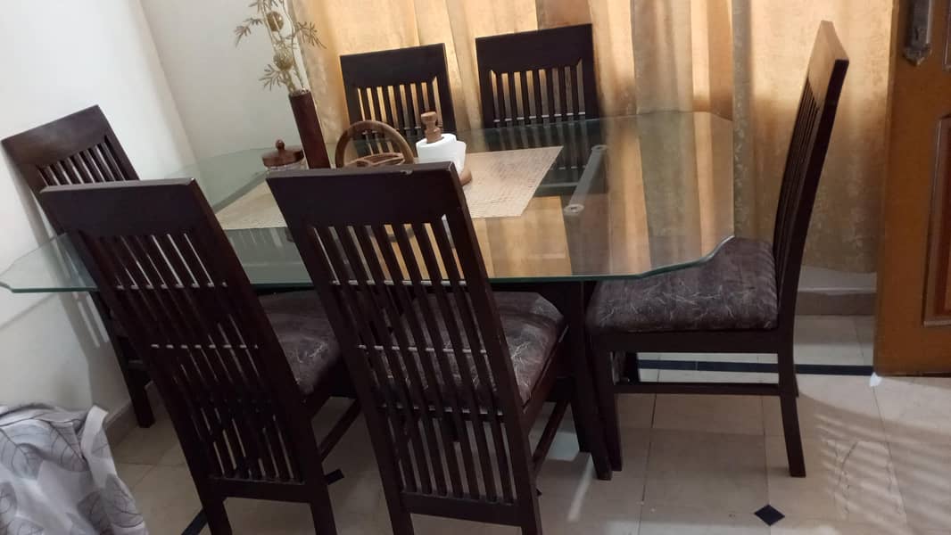 Dining Table 6 seaters 0