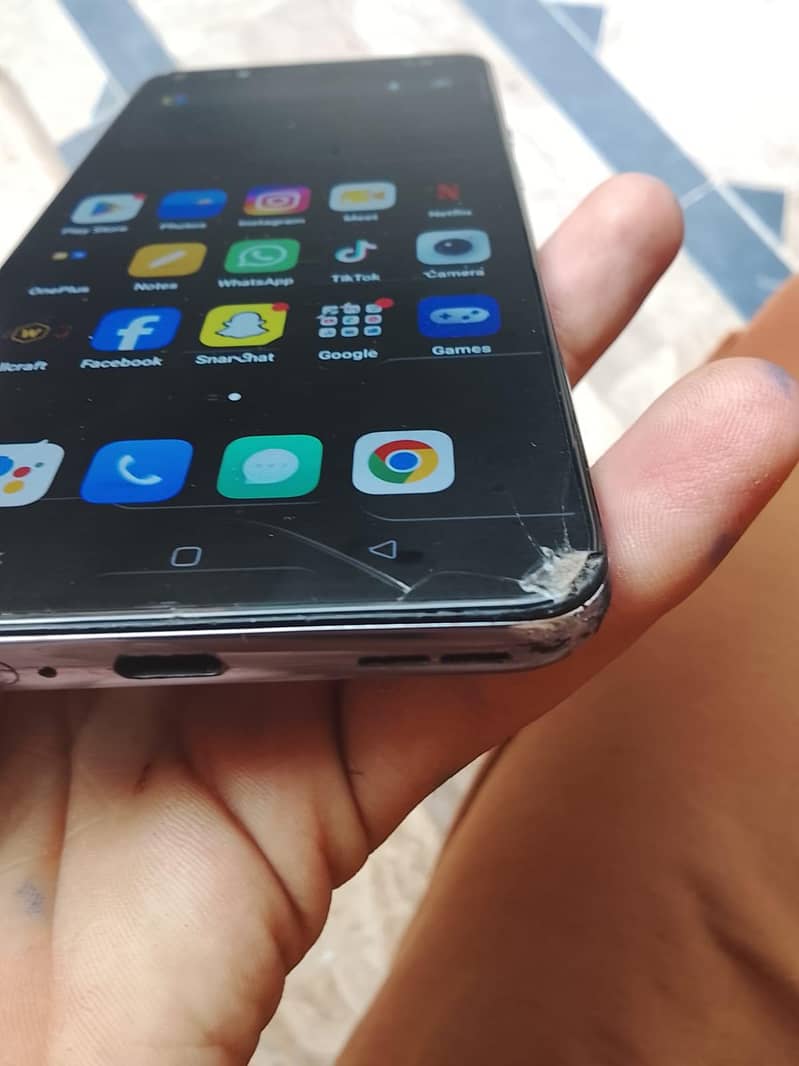 One Plus 9 4