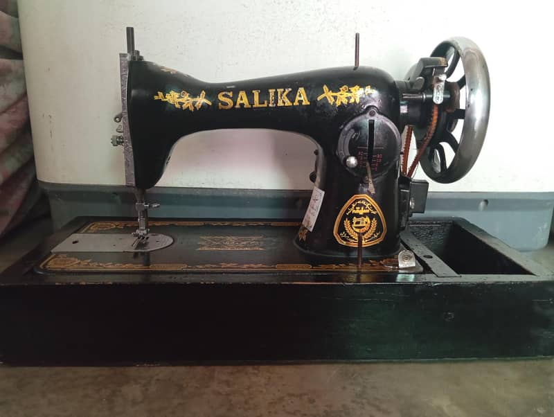 sewing machine 5