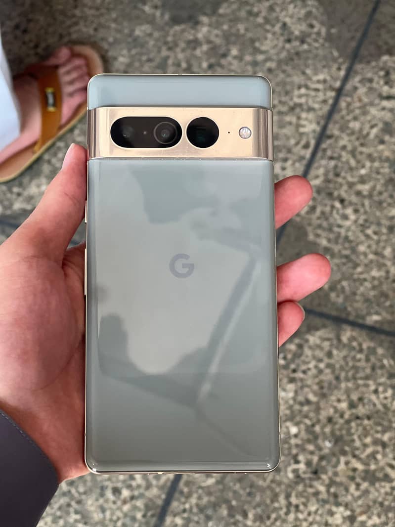 Google Pixel 7 Pro 2