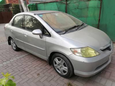 Honda City Vario 2005 non accident Bater Corolla