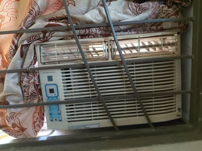 Frigidaire window AC 0.75 ton 110v