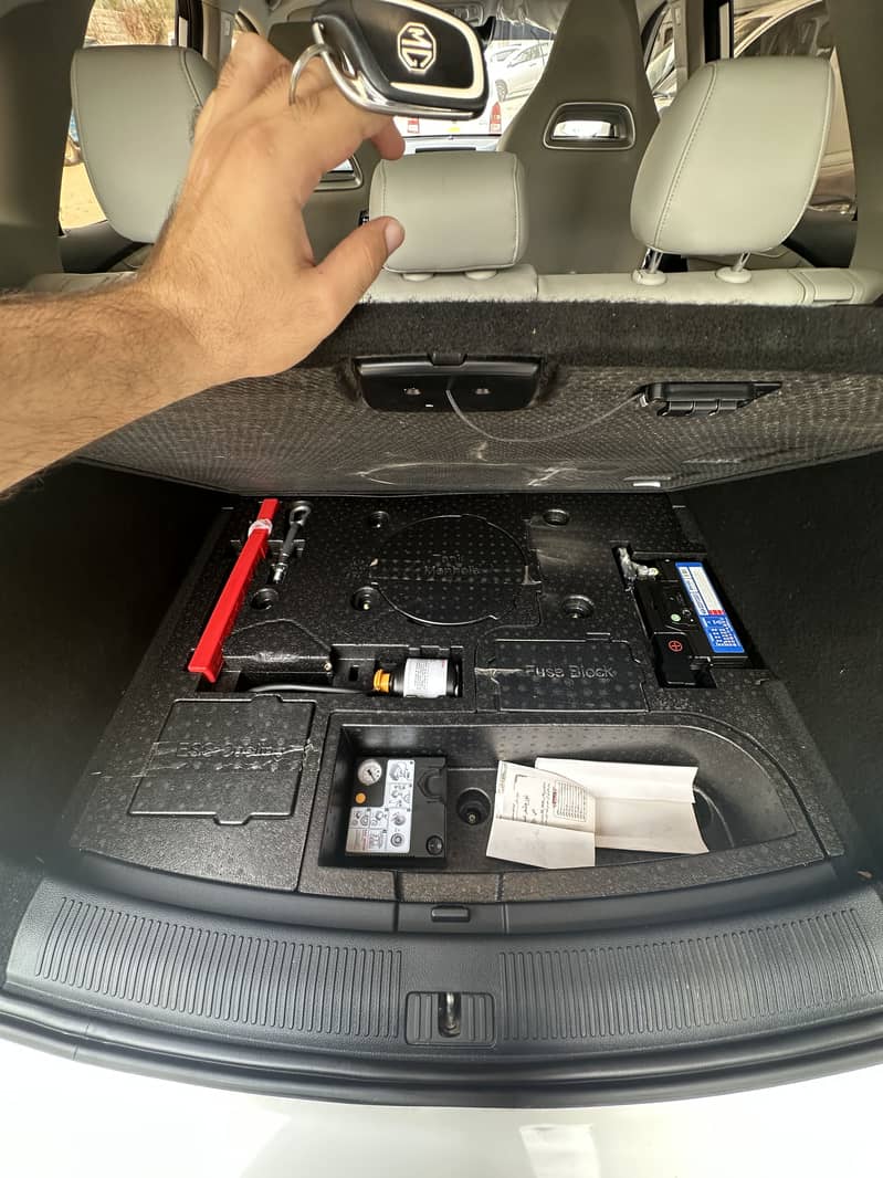 MG HS PHEV 3