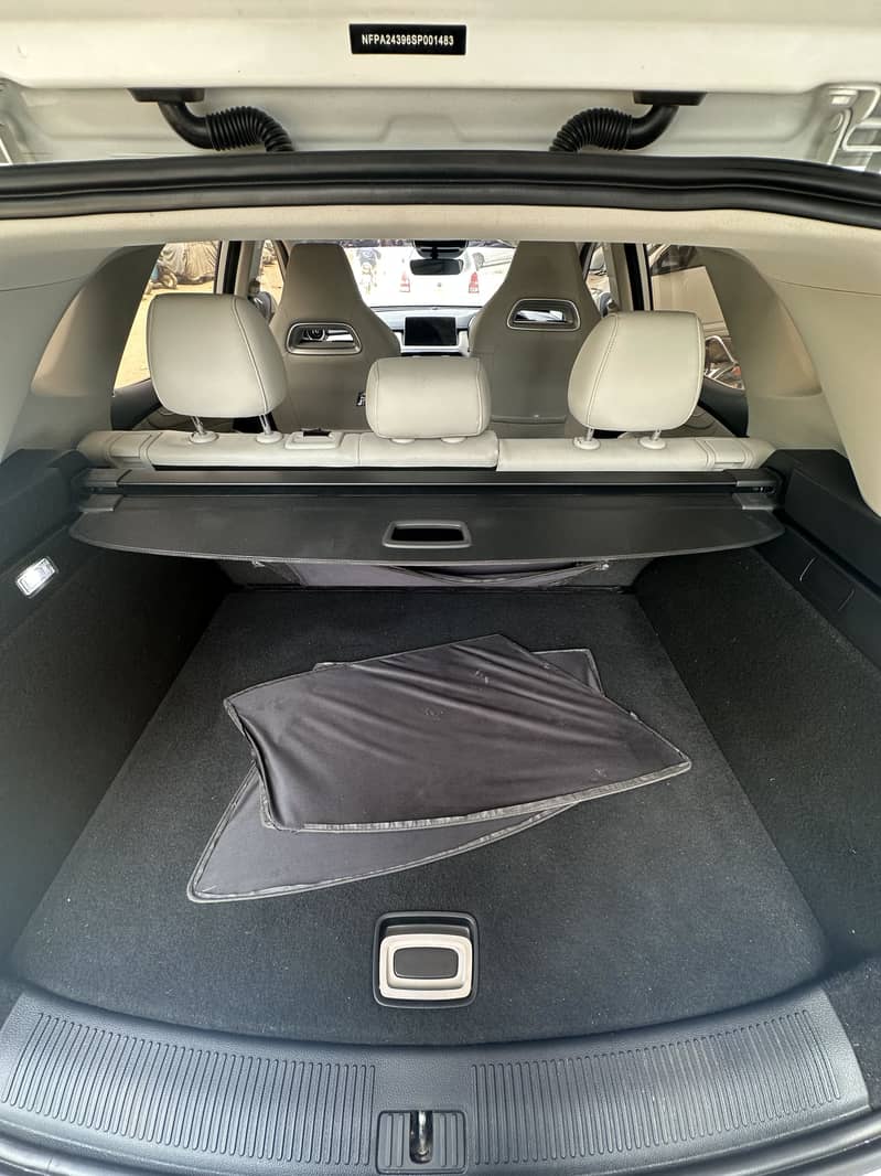 MG HS PHEV 8