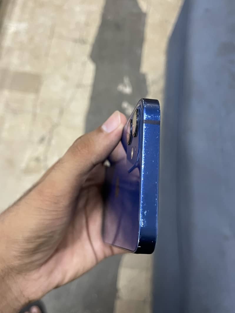 Apple iPhone 12 mini 2