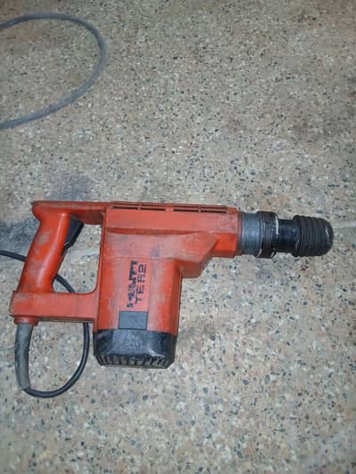 Heavy duty drill machine