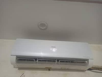 HAIER DC INVERTER 1 ton