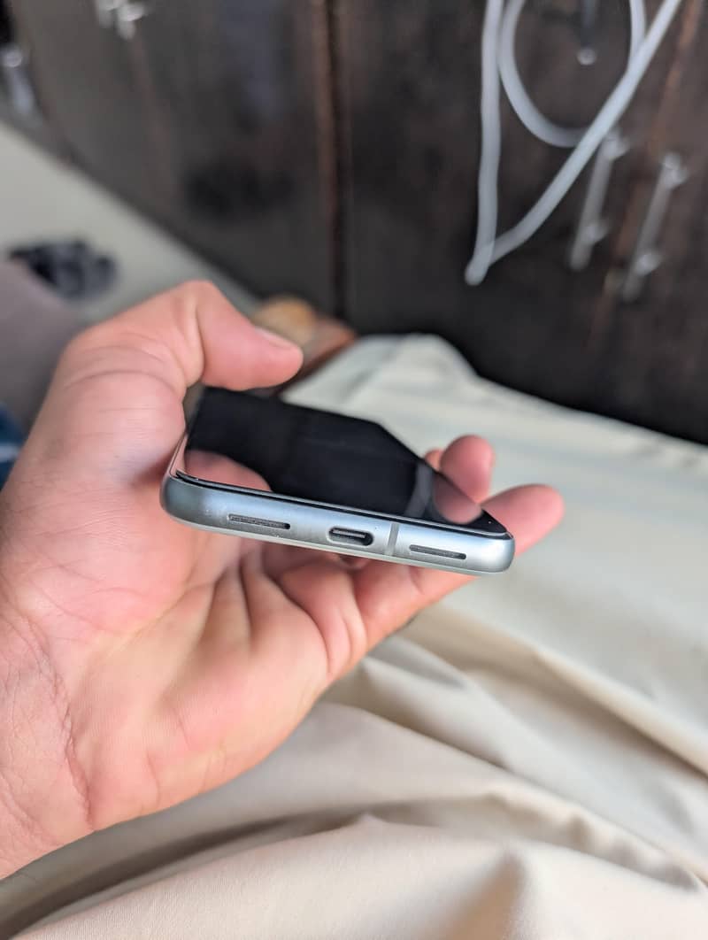 Google Pixel 8 1