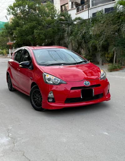 Toyota Aqua 2014 reg 2018 S key