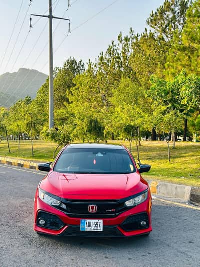 Honda civic hatchback 2017/21