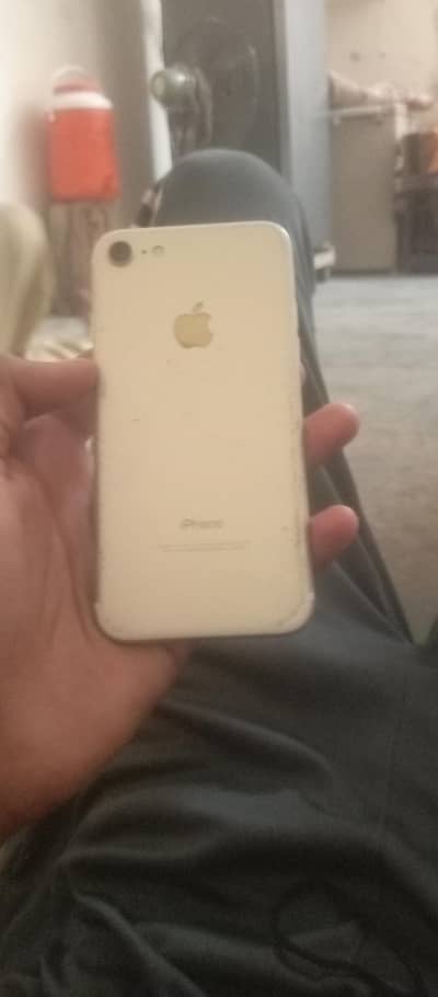 Apple iPhone 7