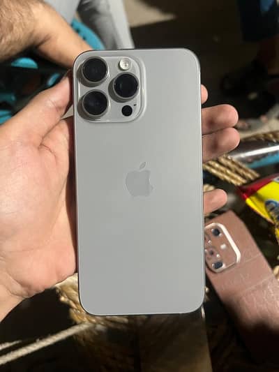 Apple iPhone 15 Pro Max
