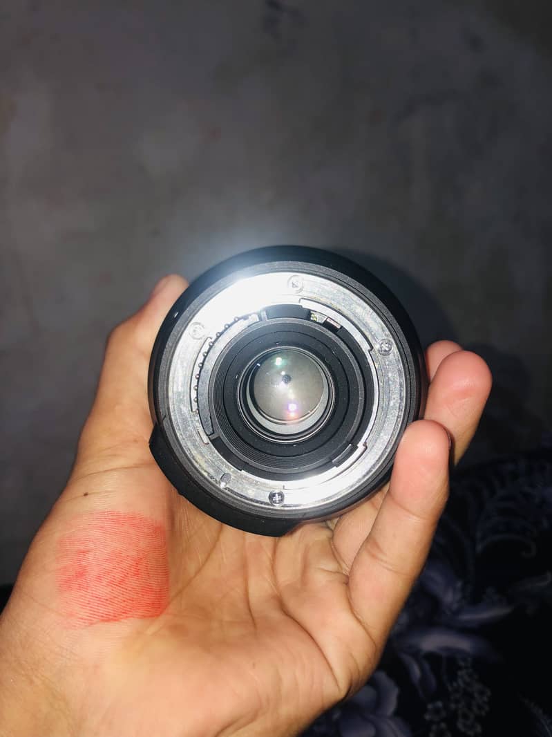 Nikon 4