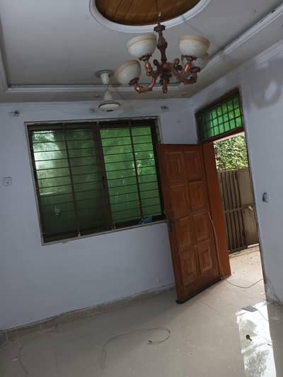 G-11 Size 25*40 Ground Floor Portion For Rent