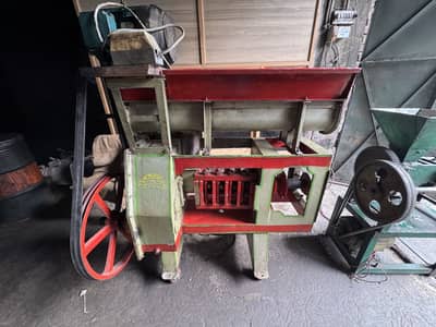 Oil Spaler Machine 4 Nutti
