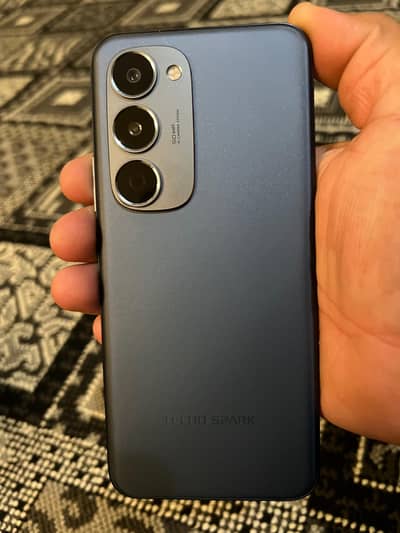 Tecno spark 40 pro plus