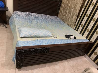bed and metras urgent sale