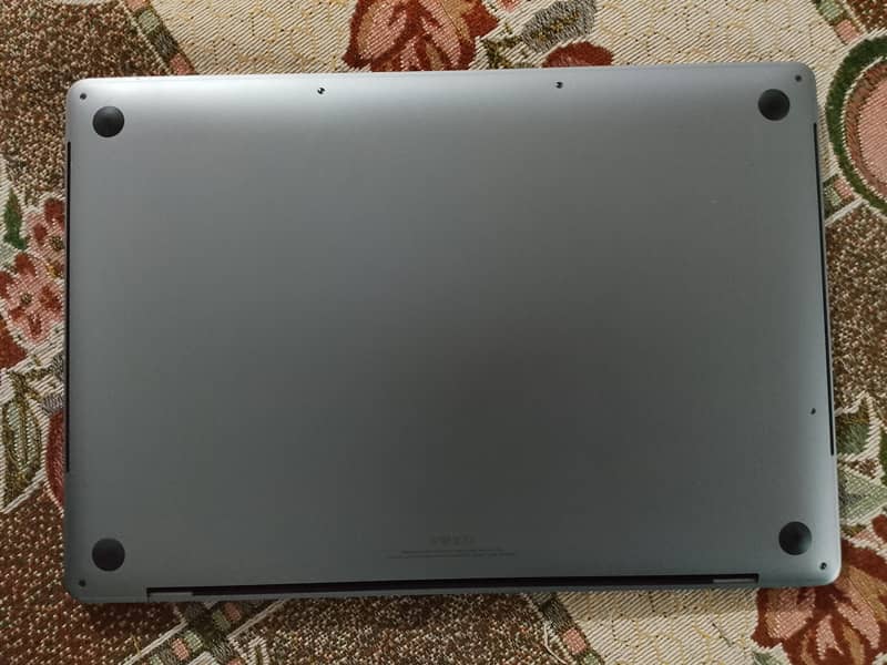apple MacBook 2